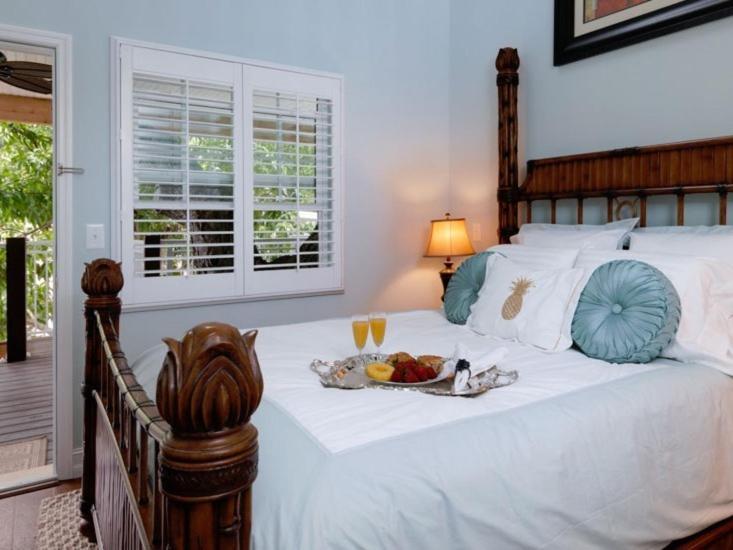 Seaglass Inn Bed And Breakfast Melbourne Beach Exterior photo