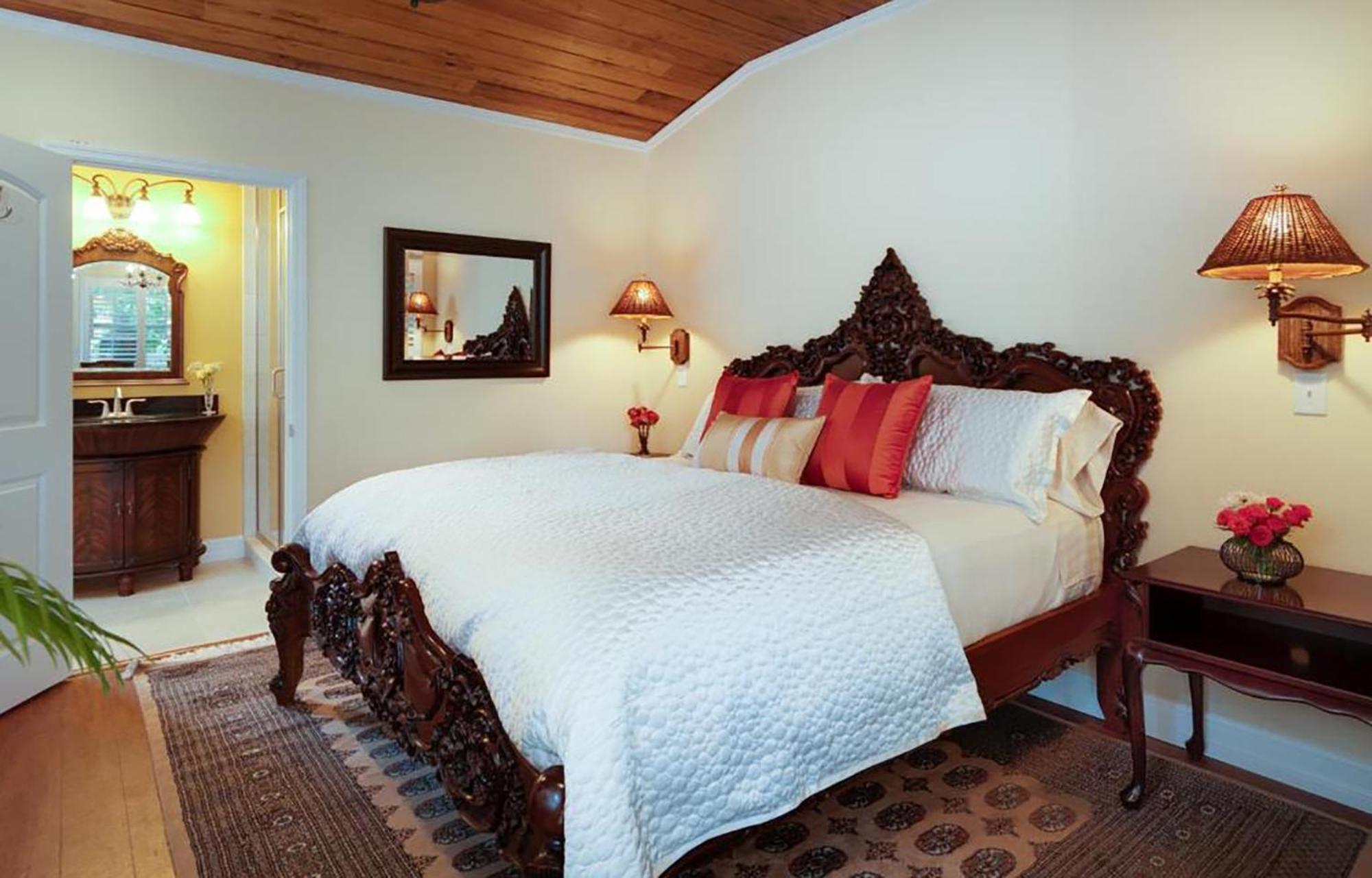 Seaglass Inn Bed And Breakfast Melbourne Beach Room photo
